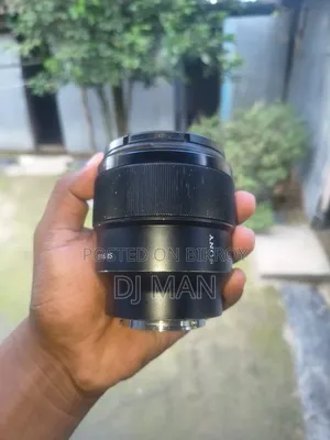 Sony 85mm f/1.8