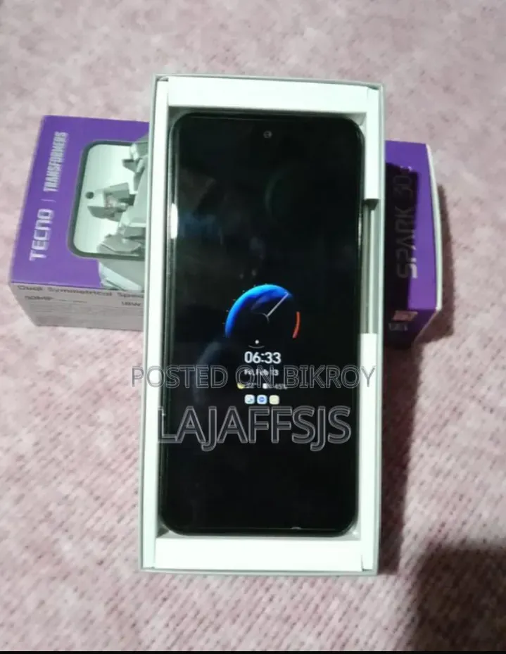 Tecno Spark 30C 128 GB Black