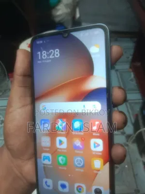 Realme 128 GB Blue
