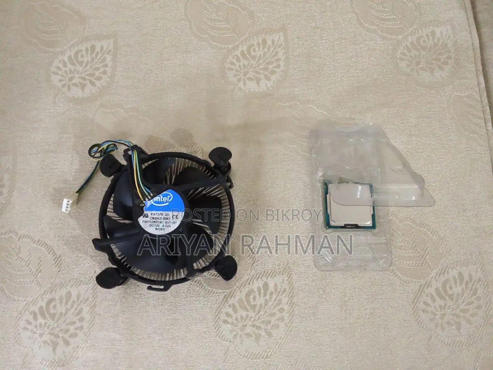 Intel Pentium G2020 Desktop Processor + Original Intel Heatsink Fan