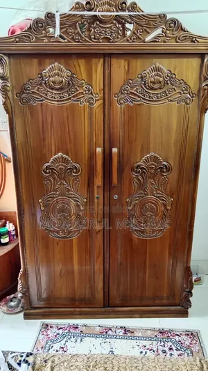 সেগুন কাঠের আলমারি বনশ্রী