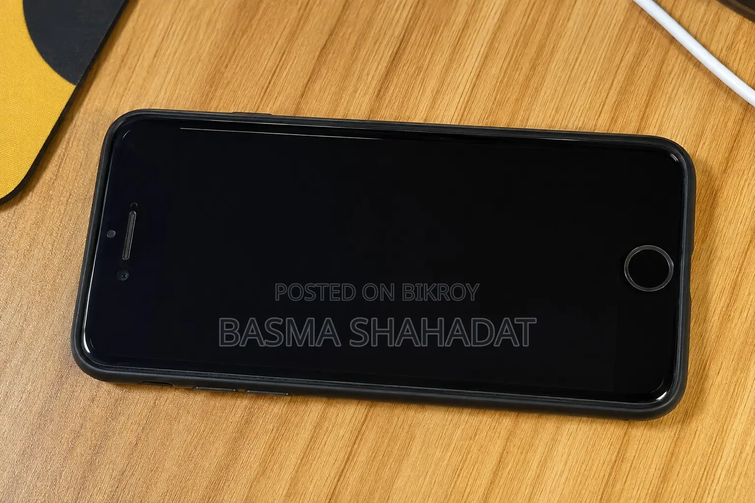 অ্যাপল আইফোন এসই (২০২০) ৬৪ জিবি কালো