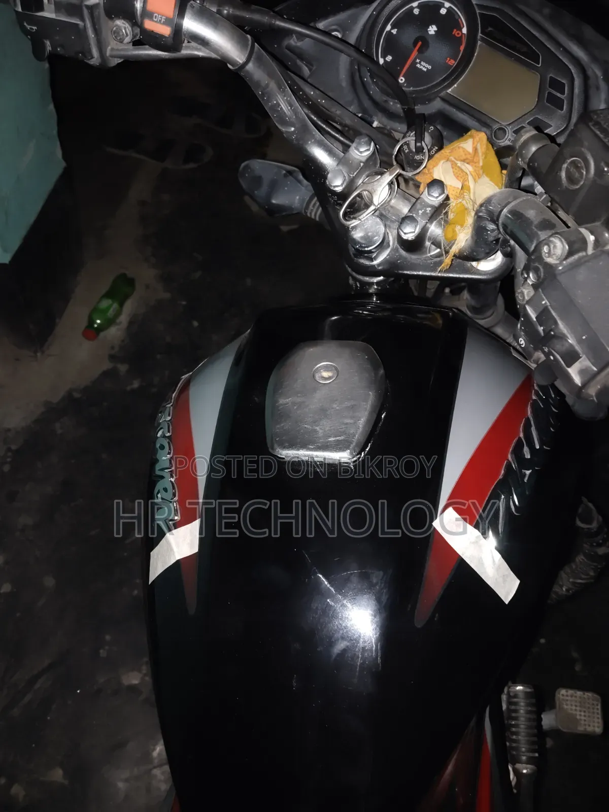 Bajaj Discover 125 2022 Orange