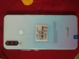 Vivo Y17 128 GB Blue