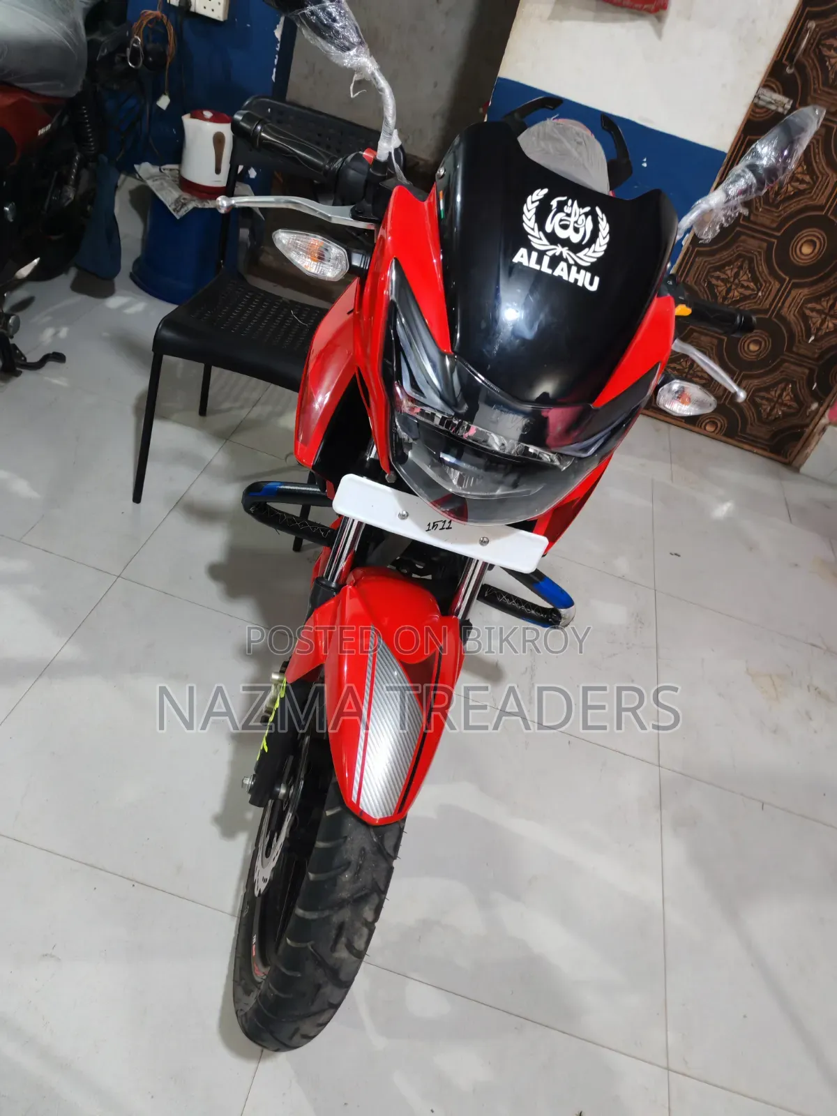 TVS Apache RTR 160 4V 2025 Red