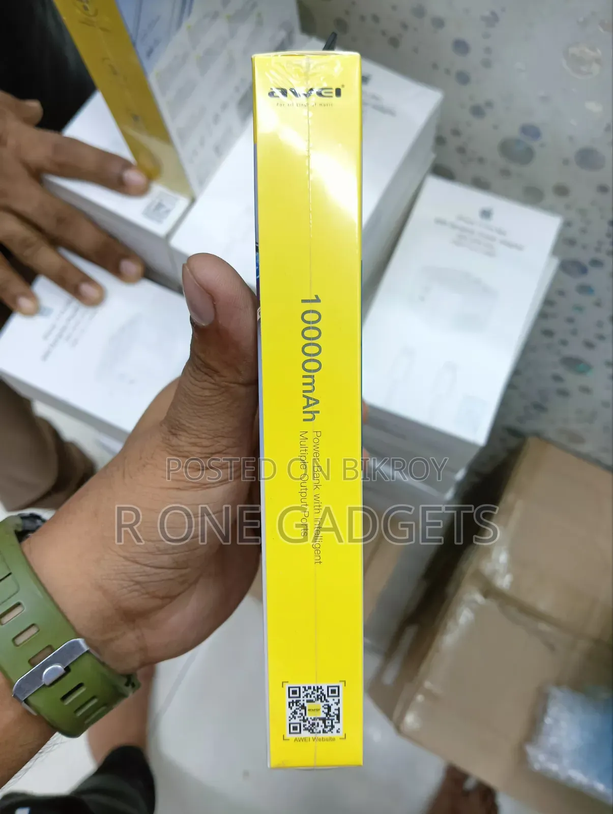 AWEI PA‐90 10000mAh 22.5W Fast Charging Digital Display Power Bank