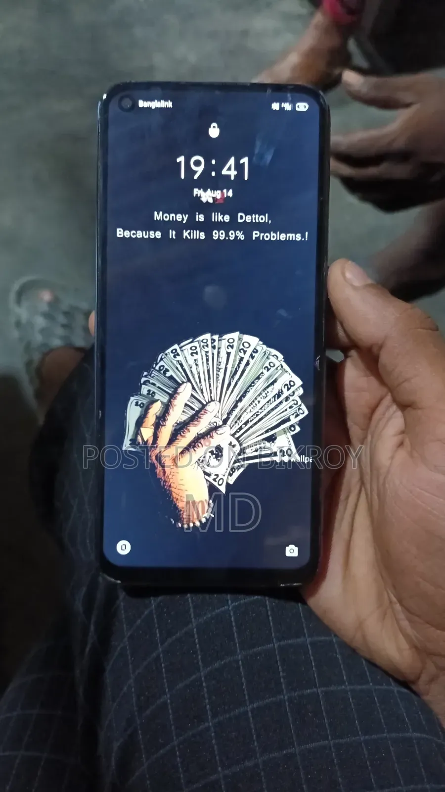 রিয়েলমি ৬ ১২৮ জিবি ব্ল্যাক