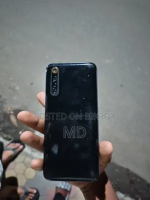 রিয়েলমি ৬ ১২৮ জিবি ব্ল্যাক