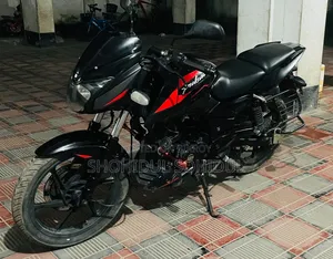 বাজাজ পালসার ১৫০ ২০২২ ব্ল্যাক