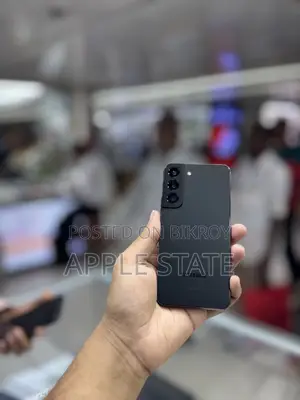 স্যামসাং গ্যালাক্সি এস২২ ৫জি ১২৮ জিবি ব্ল্যাক