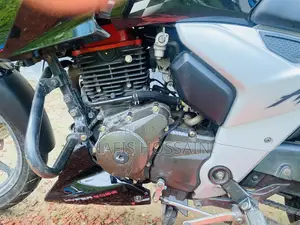TVS Apache RTR 160 4V 2020 Black