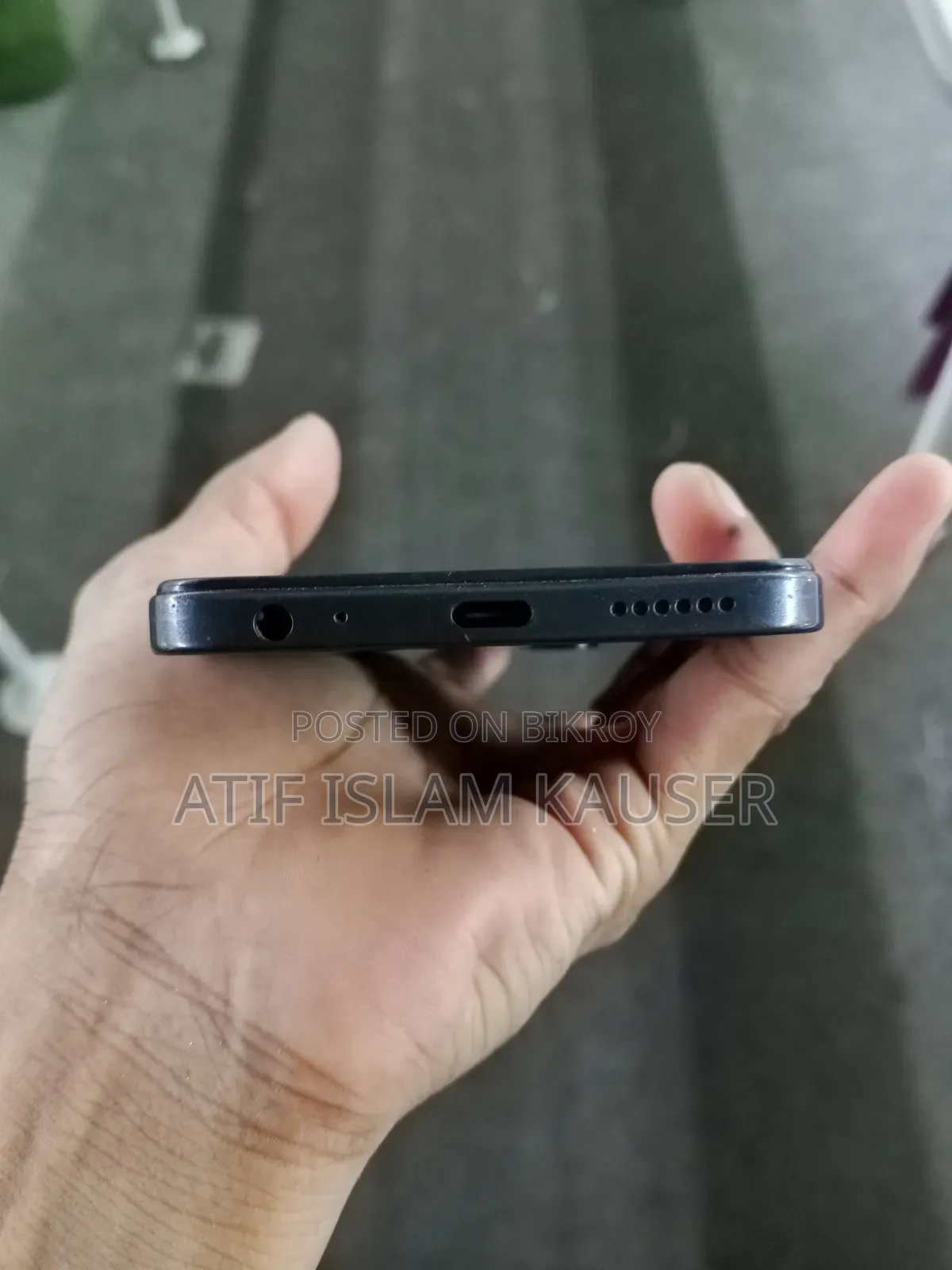 আইটেল পাওয়ার ৭০ ১২৮ জিবি কালো
