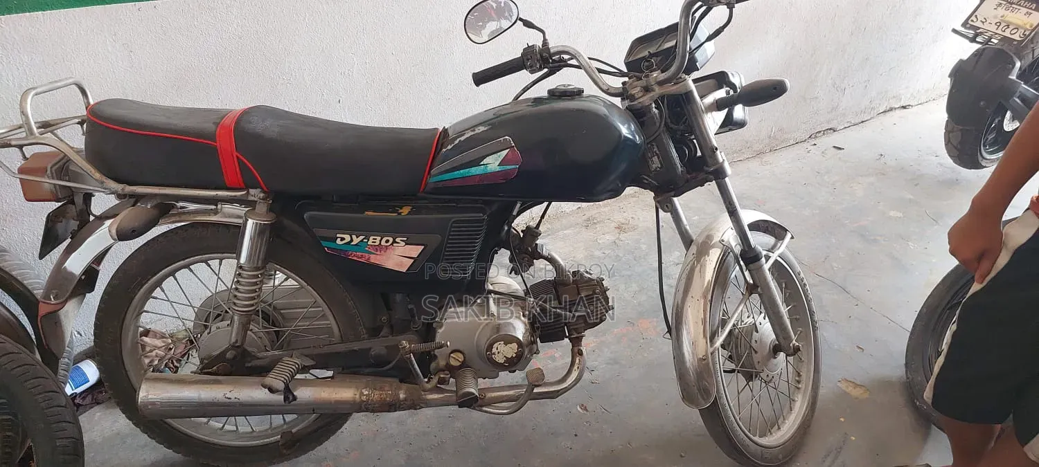 ওয়ালটন লিও ৯০ ২০১০ কালো