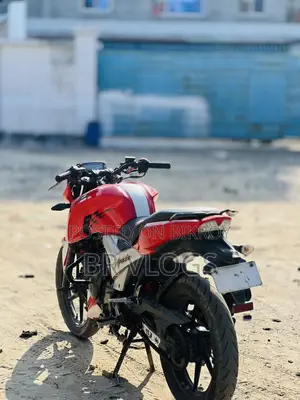 নিউ টিভিএস অ্যাপাচি ১৬০ ৪ভি ২০২০ রেড