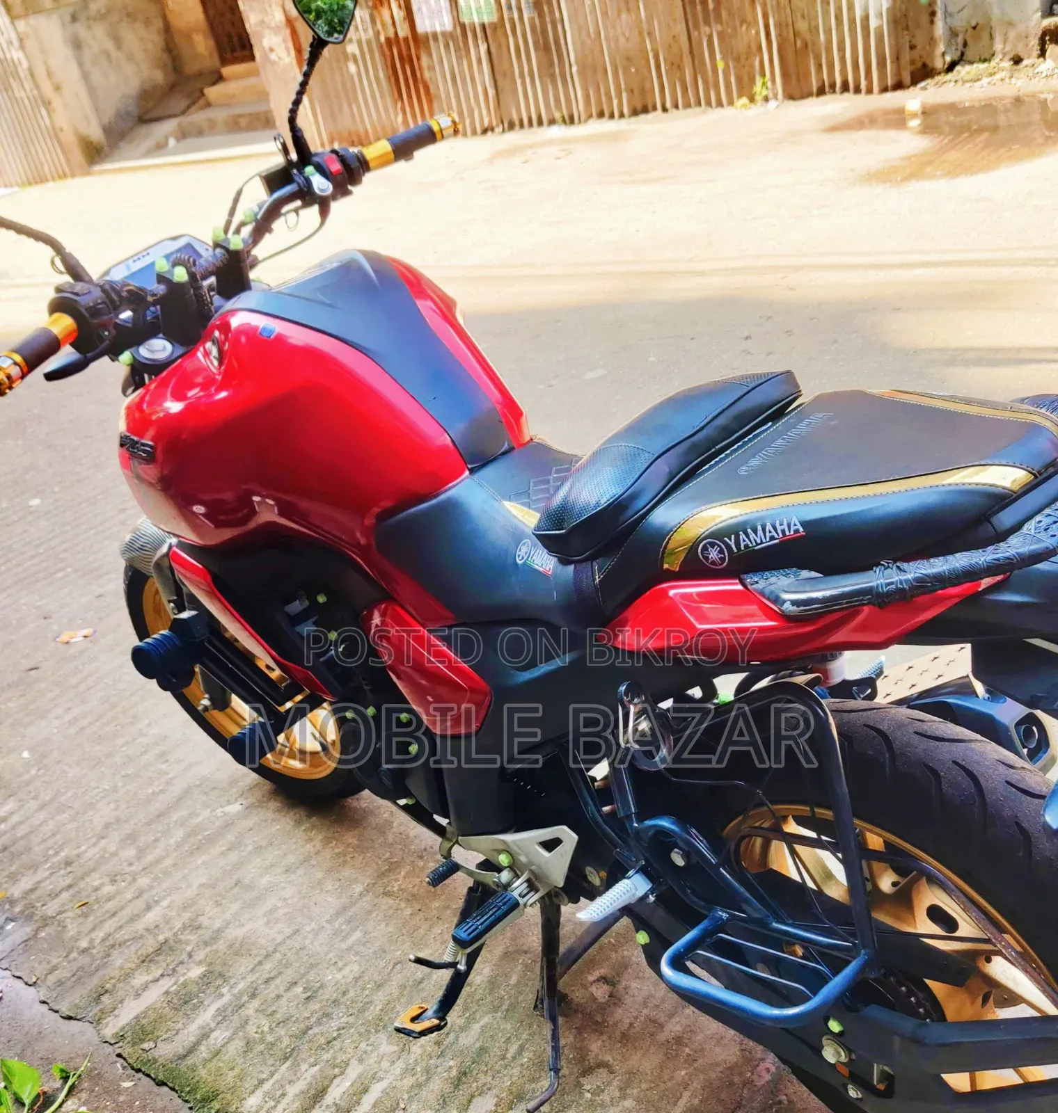 Yamaha FZS V4 2025 Red