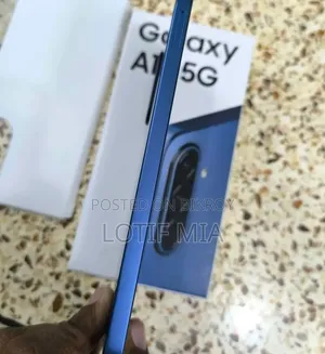 স্যামসাং গ্যালাক্সি এ১৭ ৫জি ২৫৬ জিবি নীল