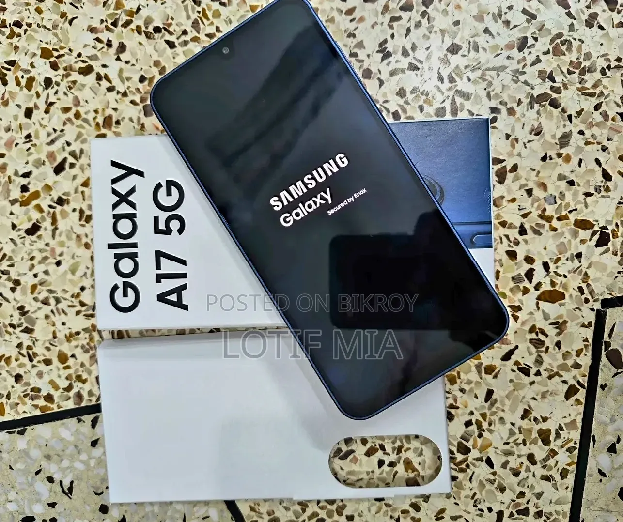 স্যামসাং গ্যালাক্সি এ১৭ ৫জি ২৫৬ জিবি নীল