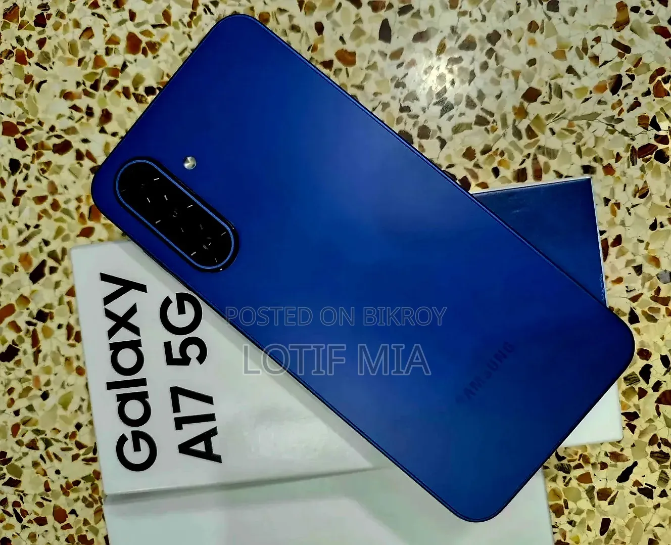স্যামসাং গ্যালাক্সি এ১৭ ৫জি ২৫৬ জিবি নীল