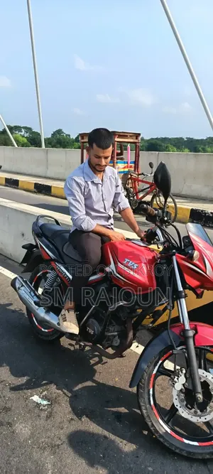 টিভিএস কিং ২০১৯ লাল