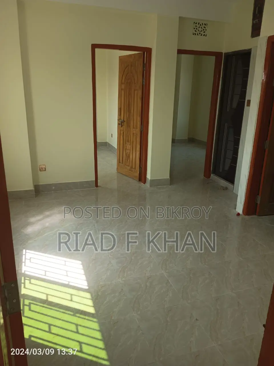 খিলগাঁও এ ৩ বেডরুমের অ্যাপার্টমেন্ট বিক্রয়