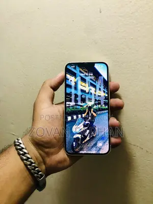 অ্যাপল আইফোন ১৩ ১২৮ জিবি হোয়াইট