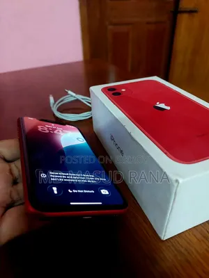 Apple iPhone 11 128 GB Red
