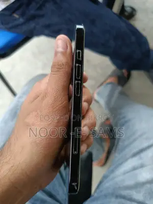 Apple iPhone 16 128 GB Black