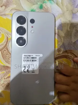 টেকনো ক্যামন ৫০ ২৫৬ জিবি
