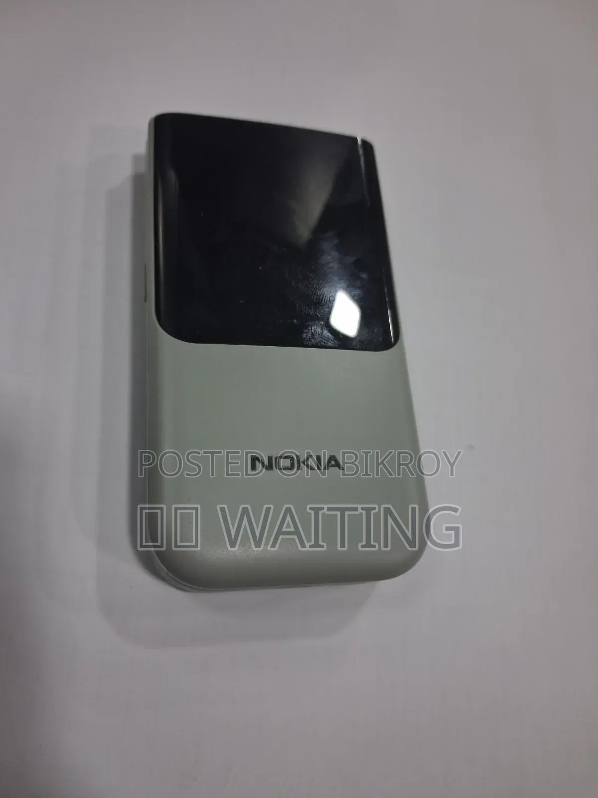 New Nokia 2720 Flip 512 GB Black
