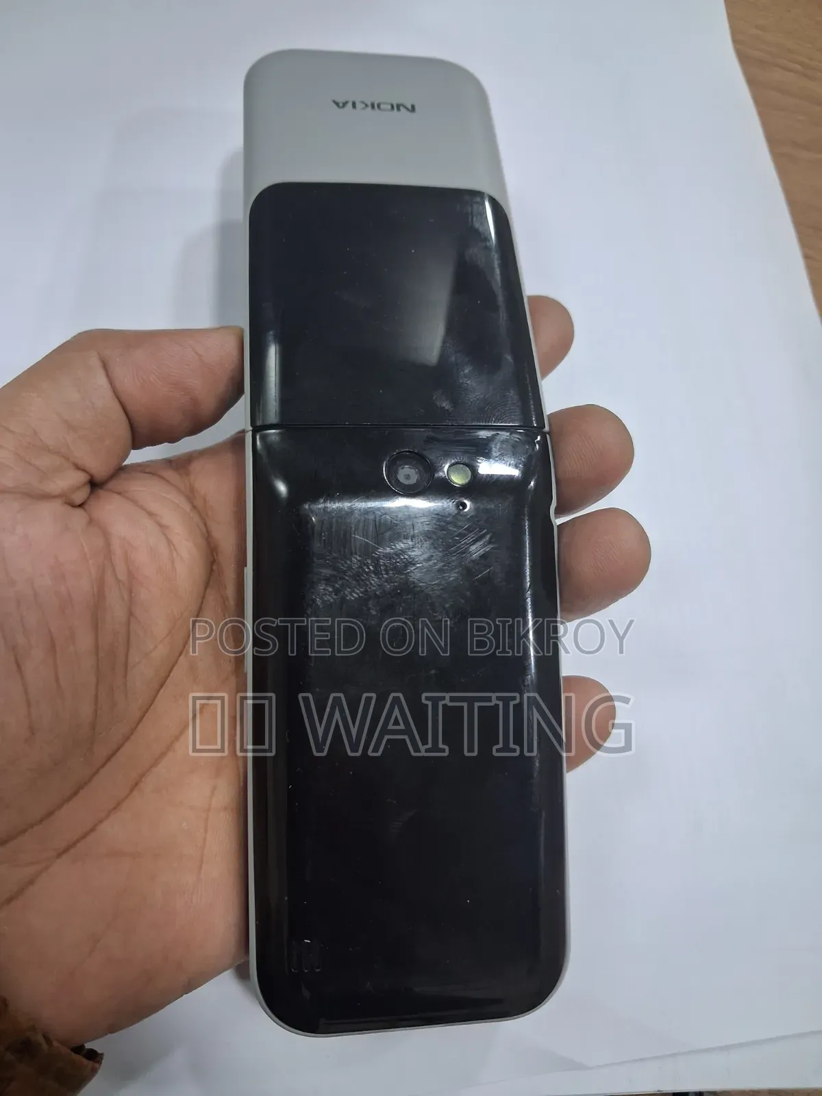 New Nokia 2720 Flip 512 GB Black