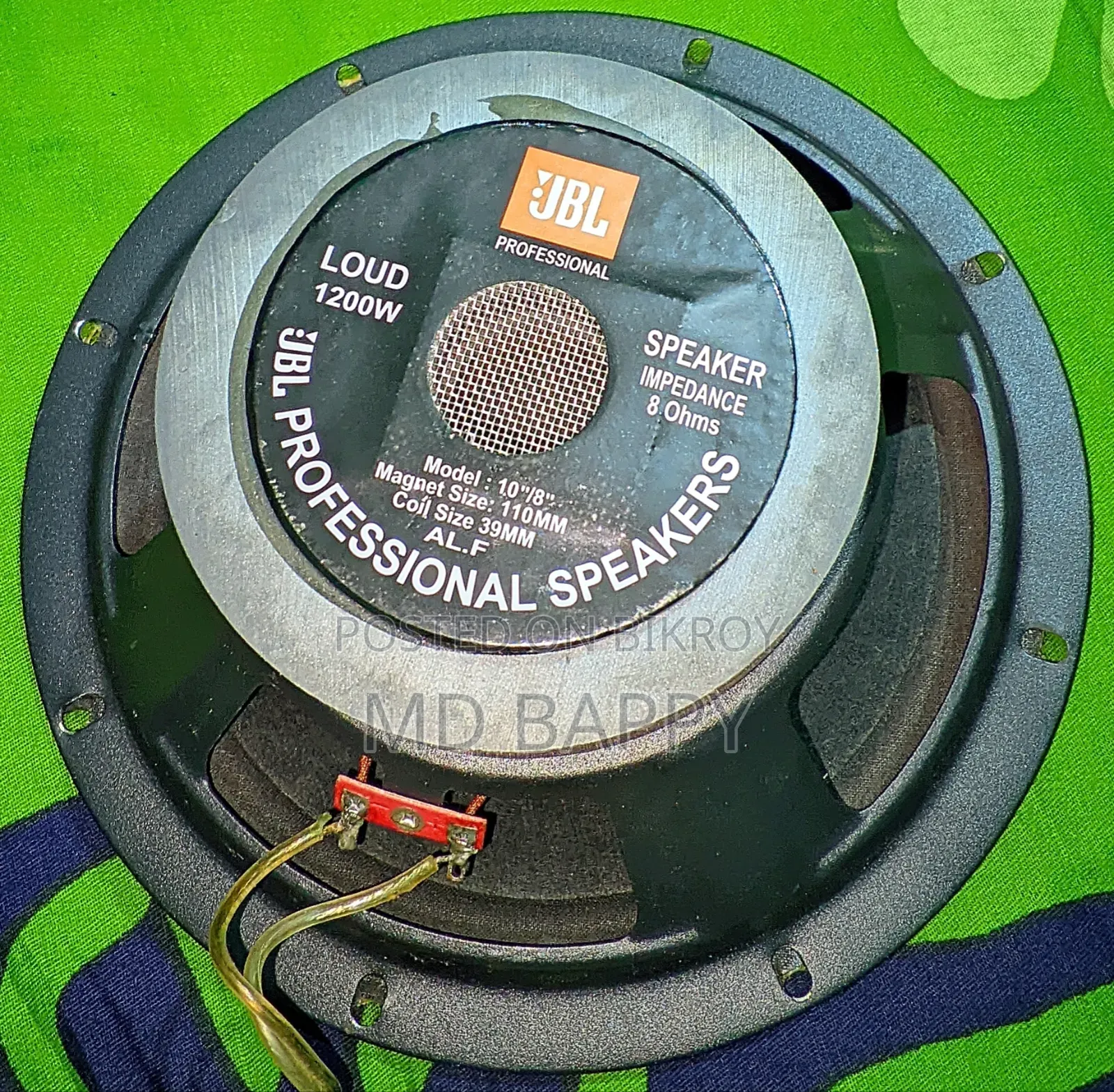8 "Speaker