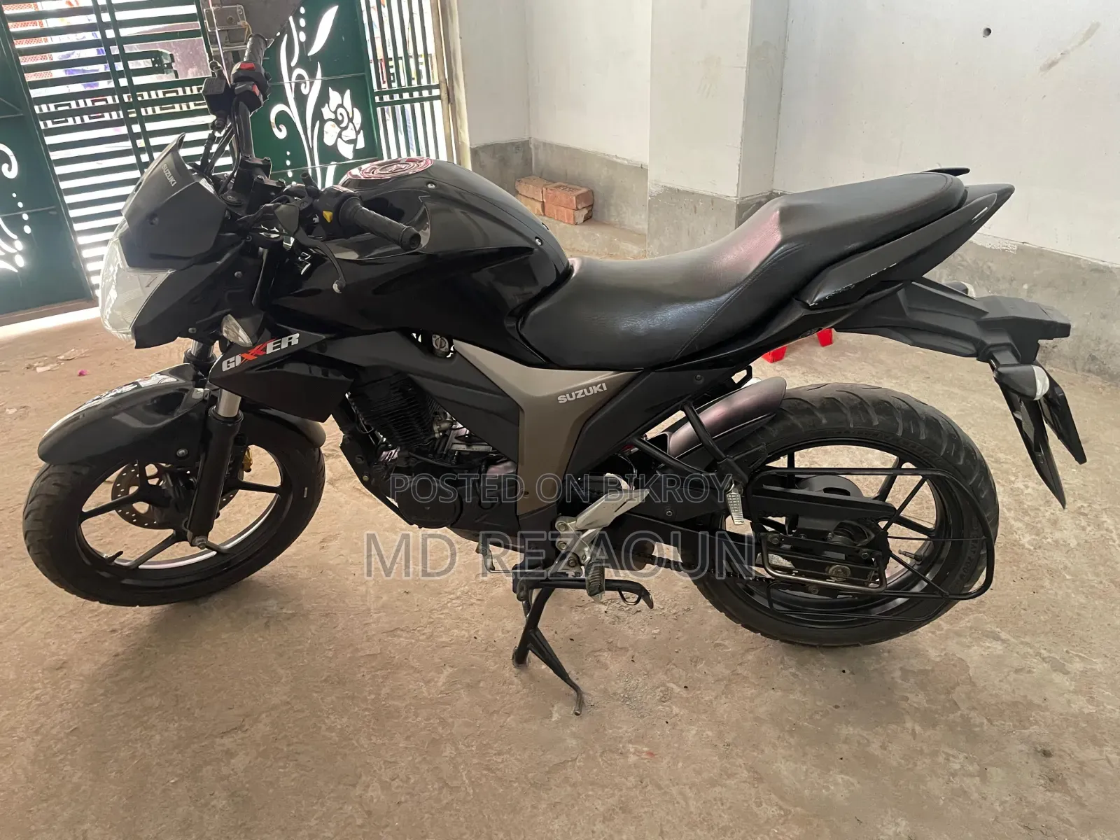 Suzuki Gixxer 2023 Black