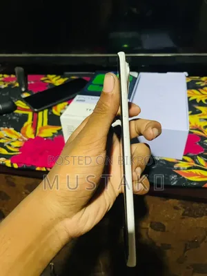 Tecno Pova Slim 5G 256 GB White