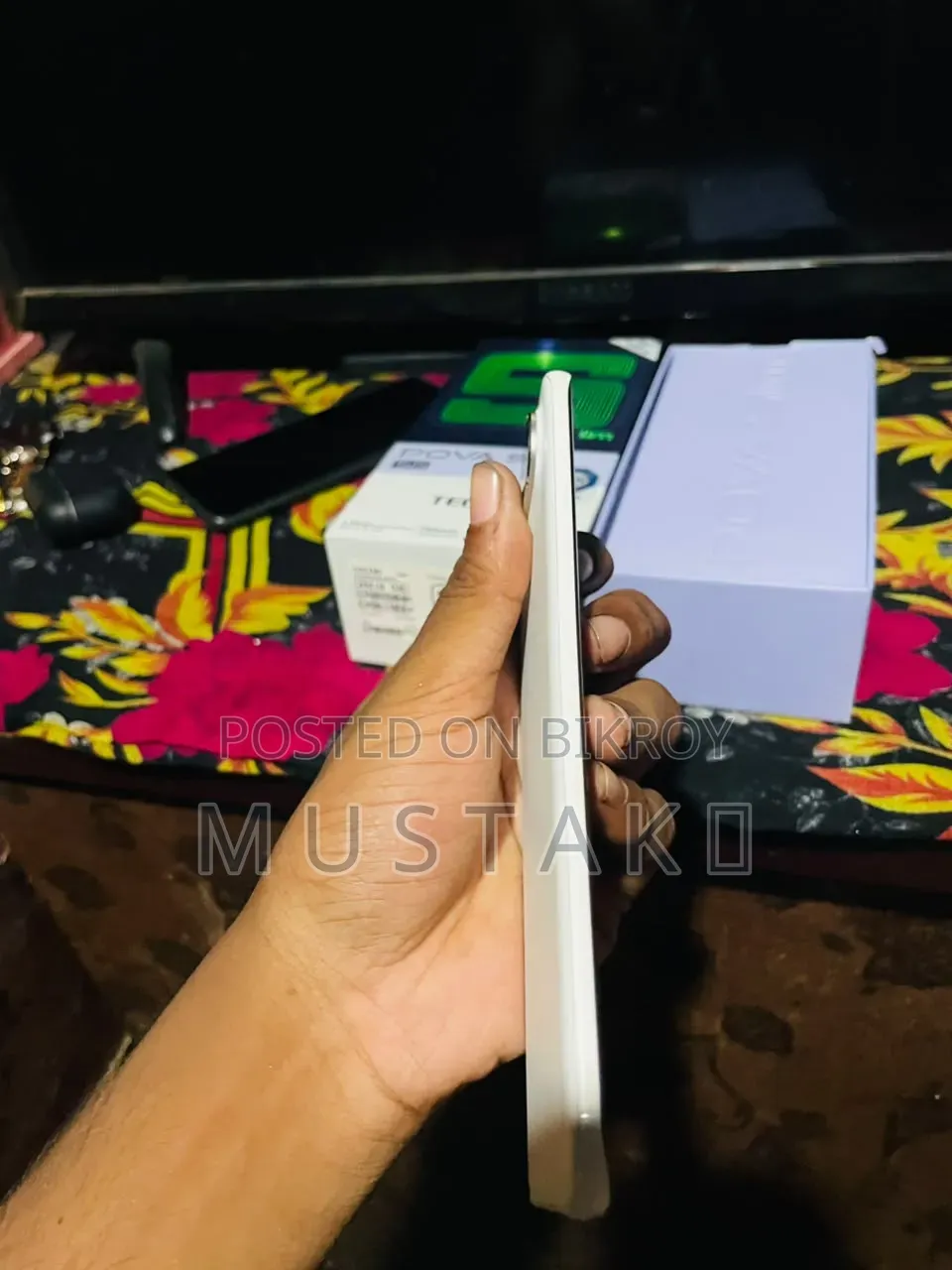 Tecno Pova Slim 5G 256 GB White