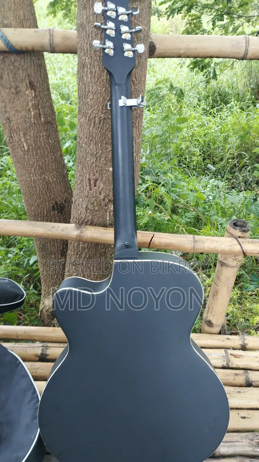 Signature Brand Guitar
