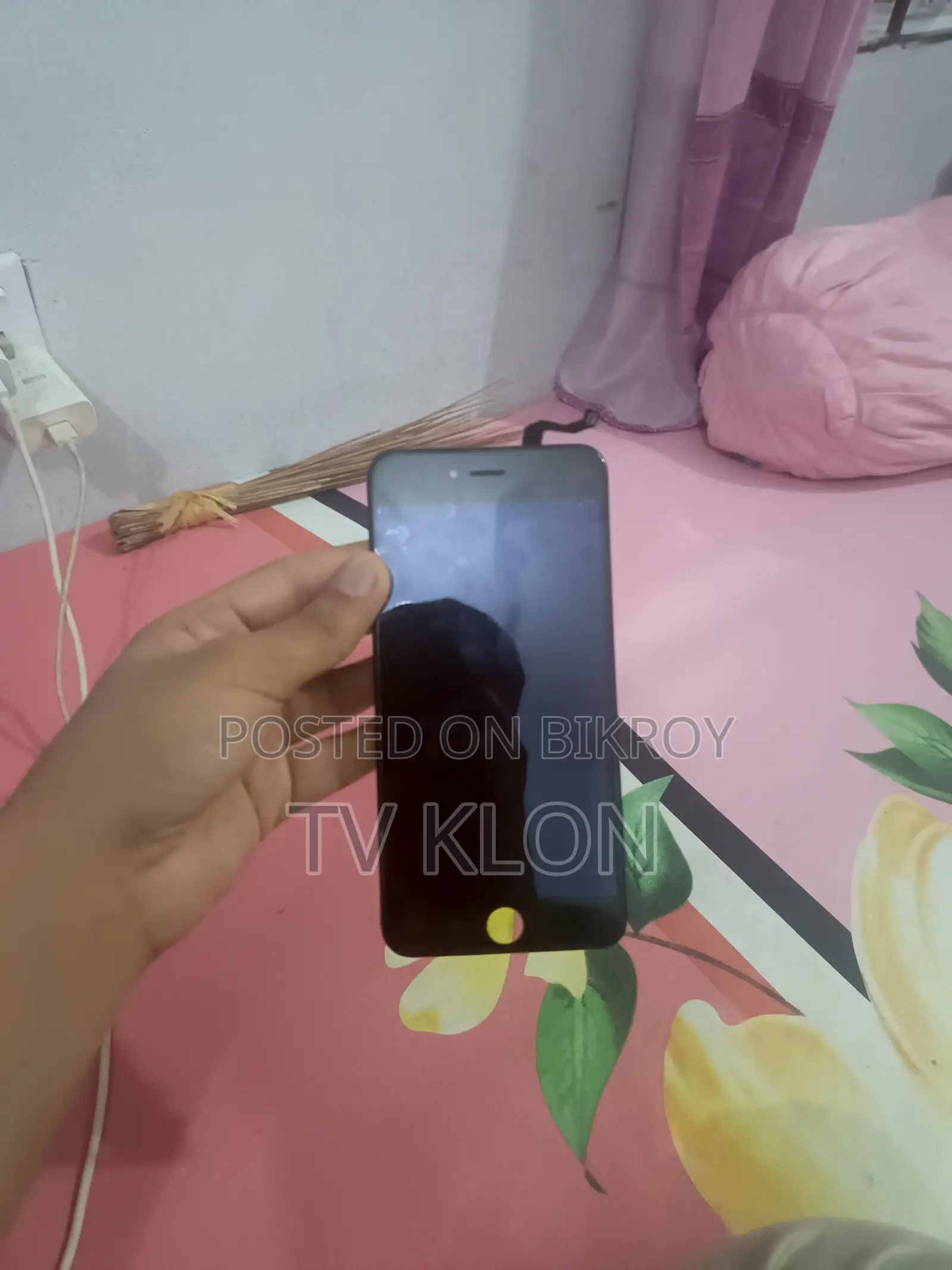 অ্যাপল আইফোন ৬এস প্লাস ১২৮ জিবি ব্ল্যাক