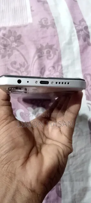 Vivo Y04 128 GB Rose Gold