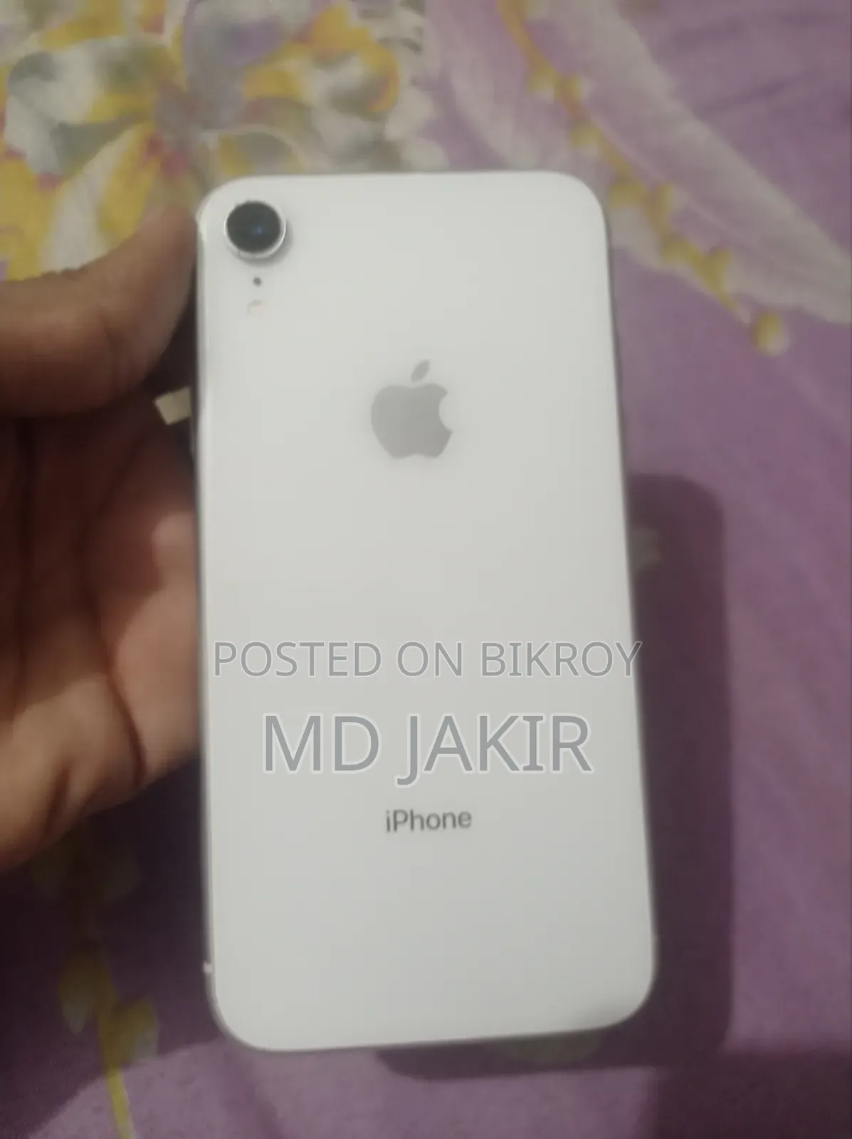 অ্যাপল আইফোন এক্সআর ১২৮ জিবি হোয়াইট