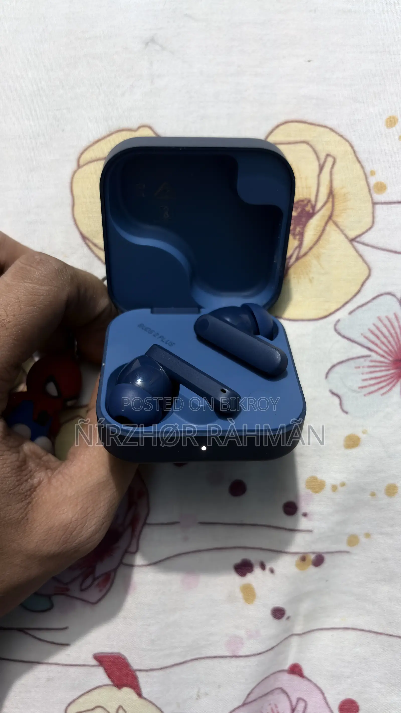 নাথিং বাডস ২ প্লাস