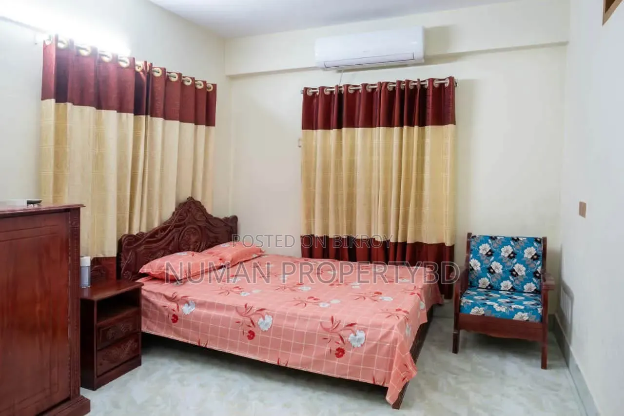 Furnished 3-Bedroom Apartment in Numan Property Bd, Basundhara for Rent