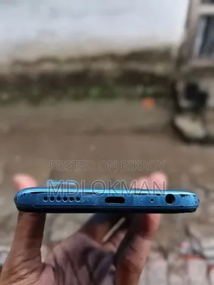 Infinix Hot 20i 128 GB Blue