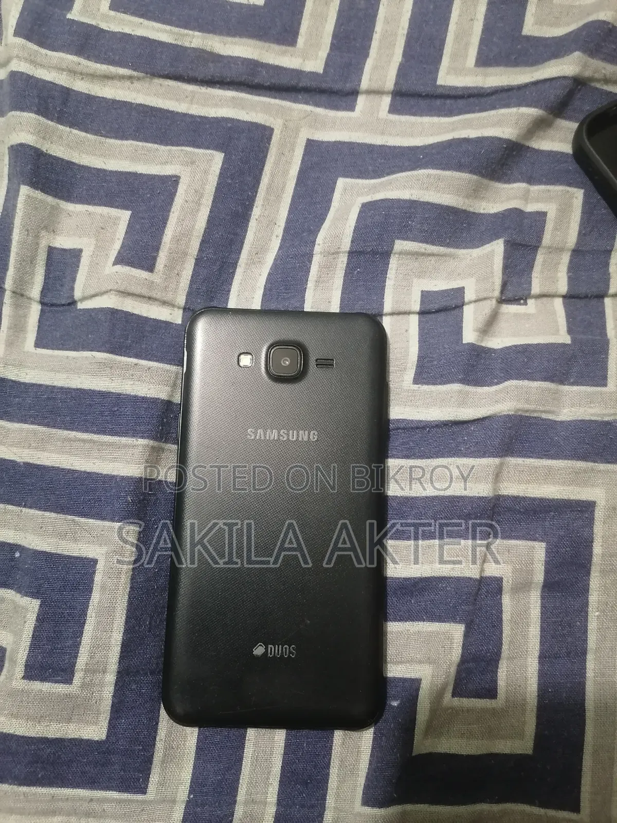 Samsung Galaxy J7 16 GB Black