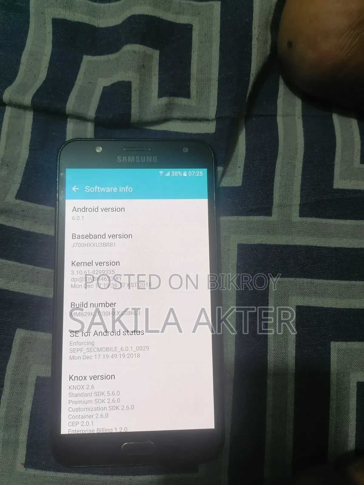 Samsung Galaxy J7 16 GB Black