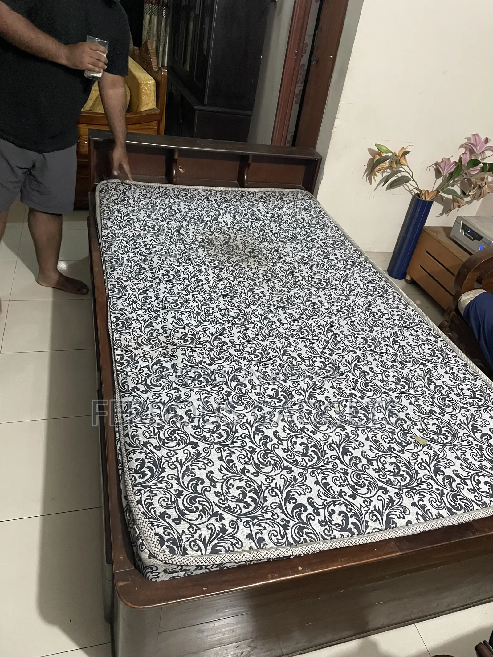 4ft X 6.7ft Single Wooden Bed With Comfortable Mattress