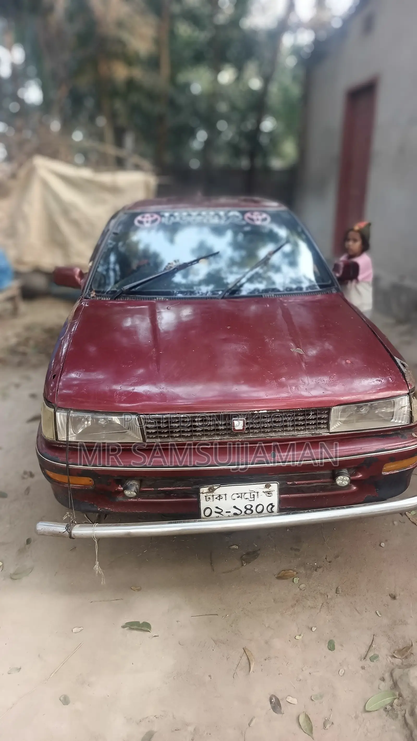 টয়োটা করোল্লা ১.৬ সেডান ১৯৮৯ লাল