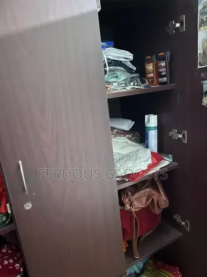 3 Door Wooden Wardrobe / Almirah With Drawers (Good Condition)