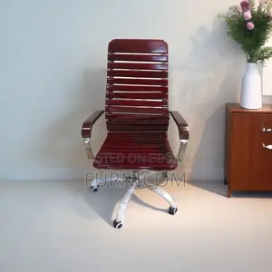 Curvature Linar Wooden Boss Chair Mahogany FCWC 3