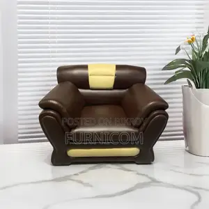 Round Wedge Luxury Armchair