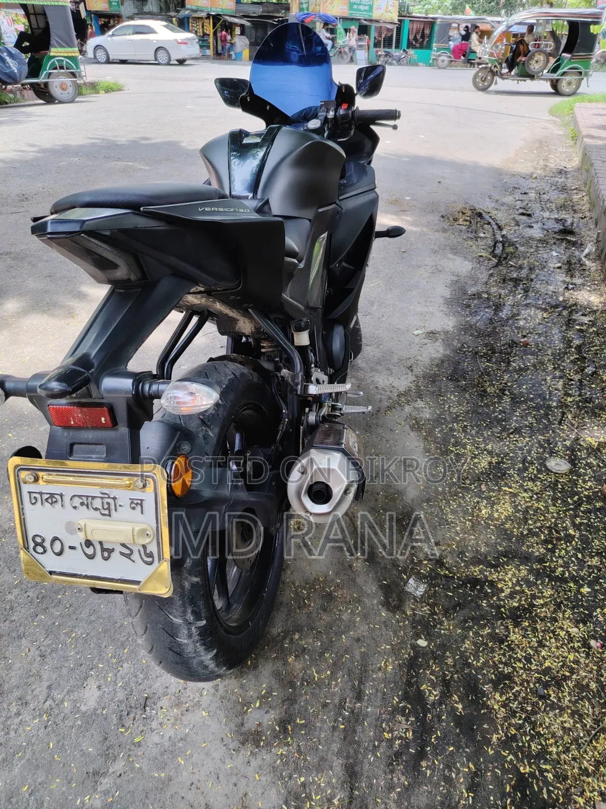 Yamaha R15 V3 2021 Black