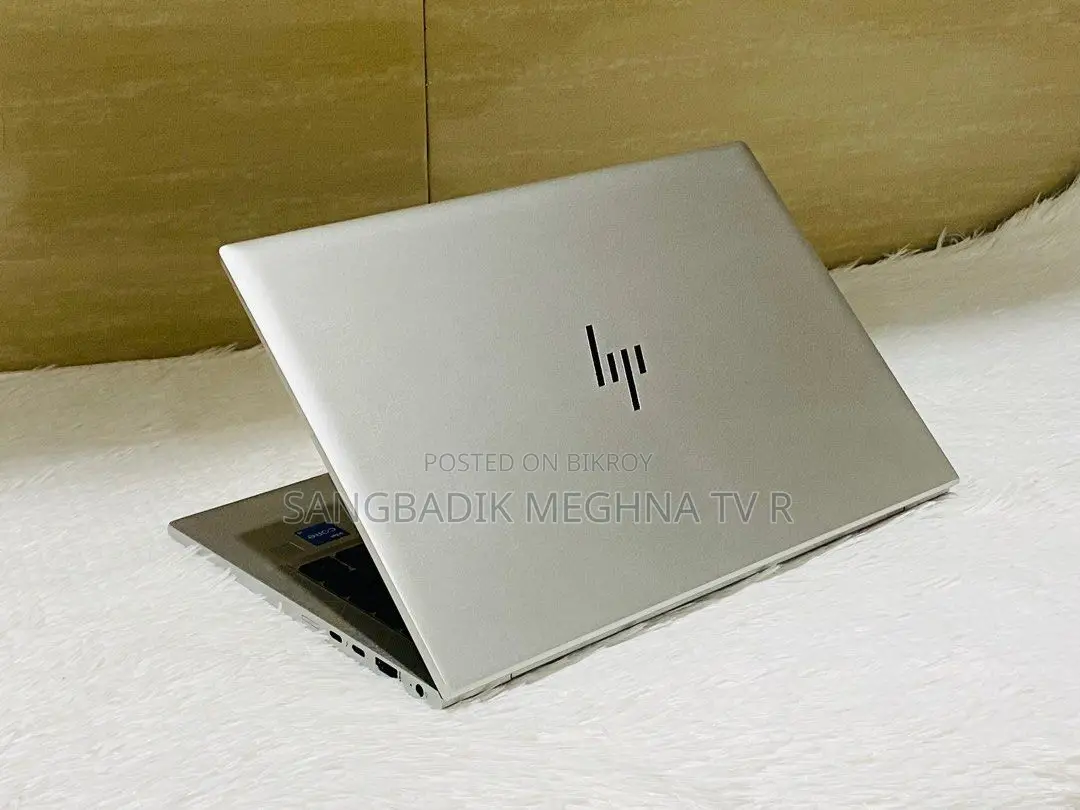 Laptop HP 3GB Intel SSD 256GB